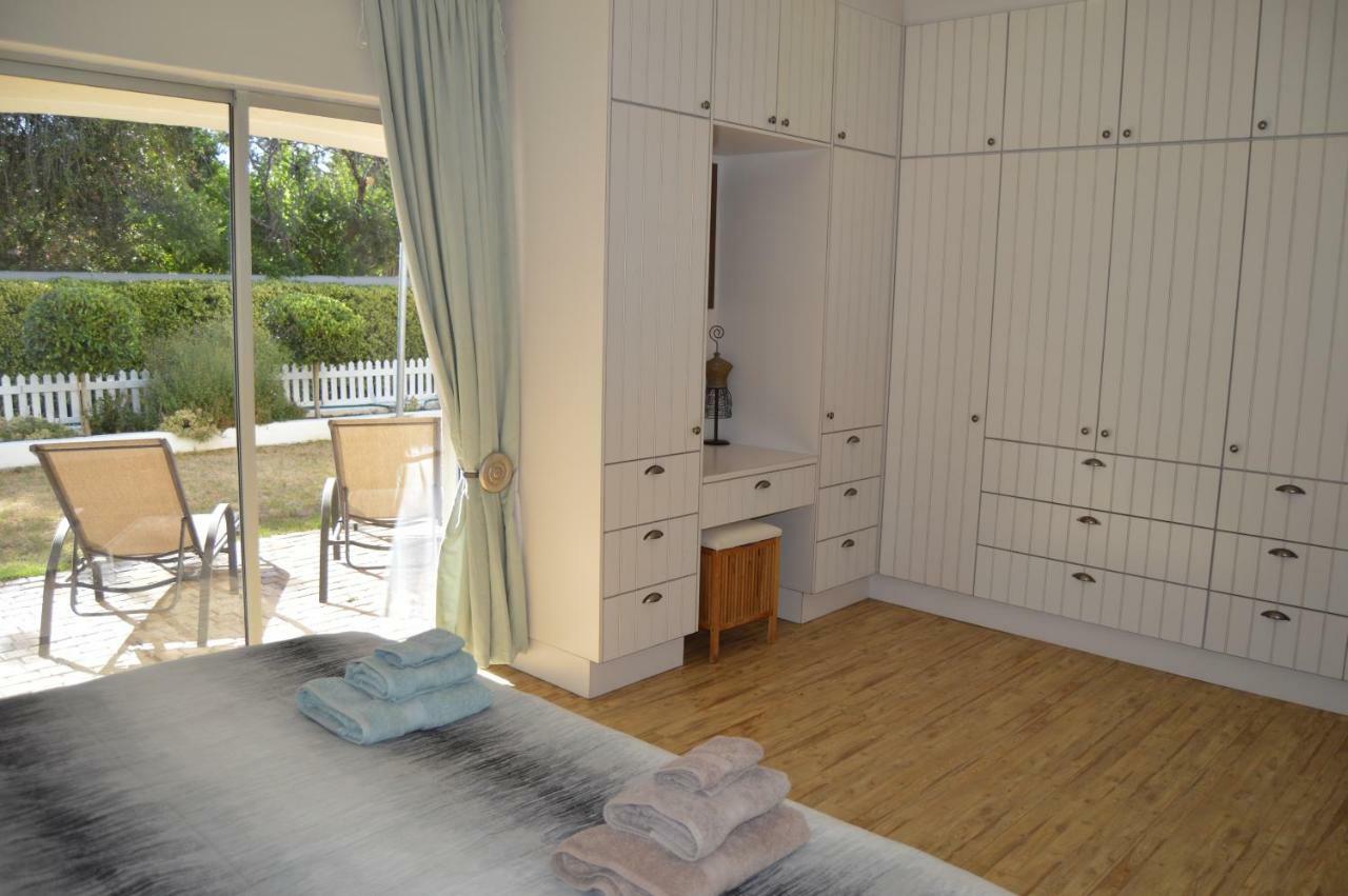 非洲棕榈小屋和旅馆 杜班维尔 外观 照片